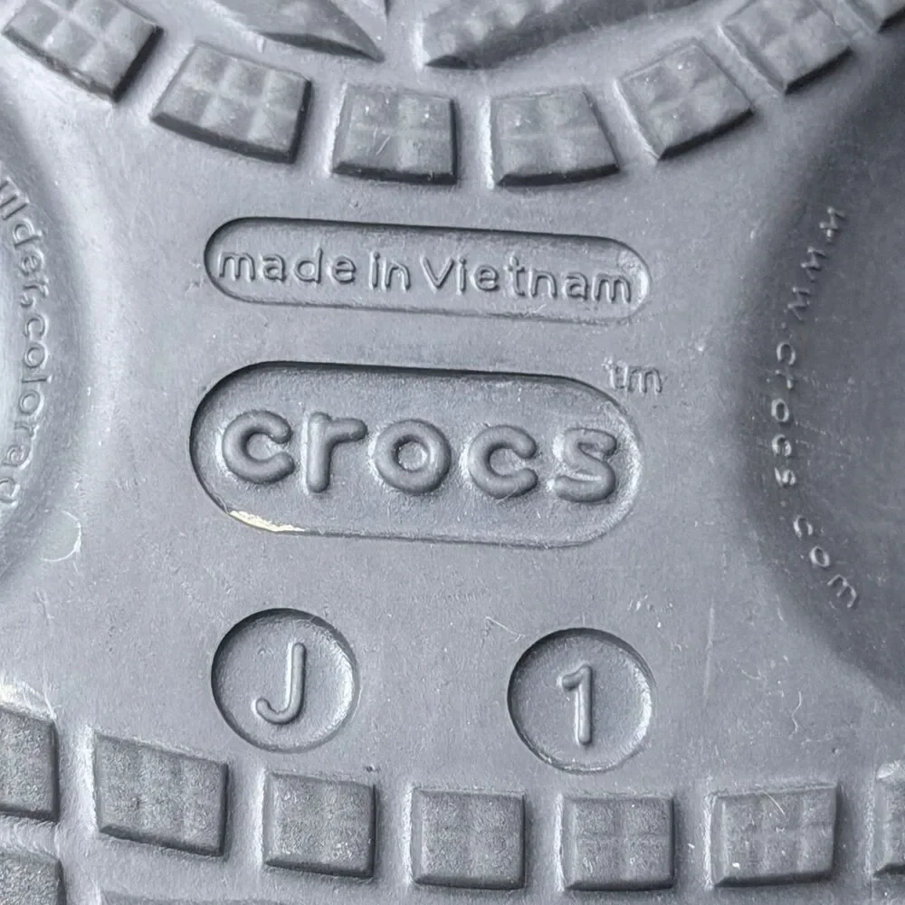 Crocs Classic Black Glitter Clog with Charms size  J1